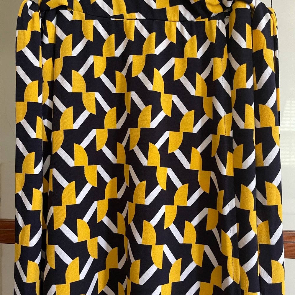 Wrap dress petite size 8 - Picture 2 of 4